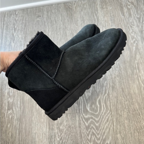 UGG Black Mini Boots 11 - Picture 4 of 8
